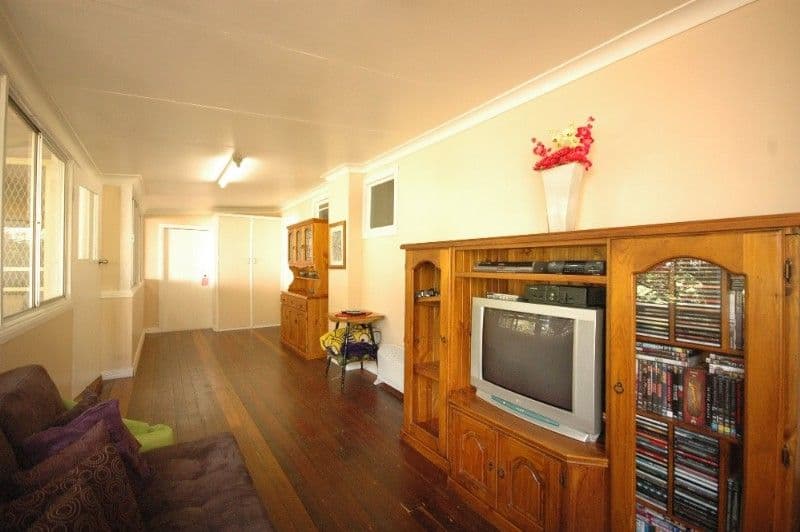 55 Leichhardt Street, CENTENARY HEIGHTS QLD 4350, Centenary Heights - Thumbnail 4