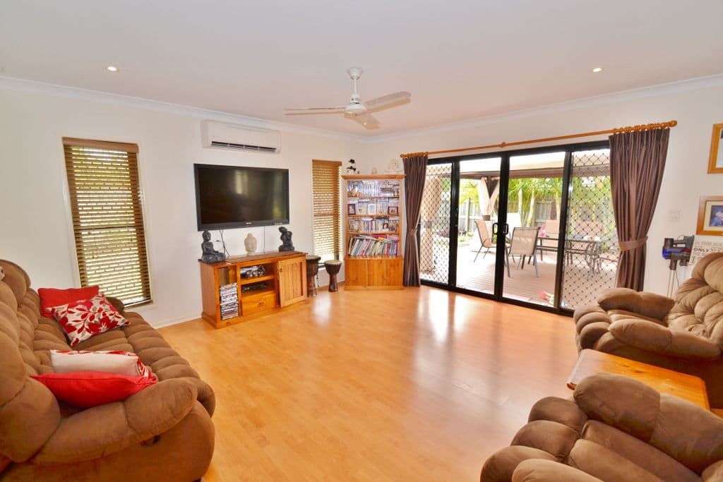 15 Earl Court, Landsborough QLD 4550, Landsborough - Thumbnail 4