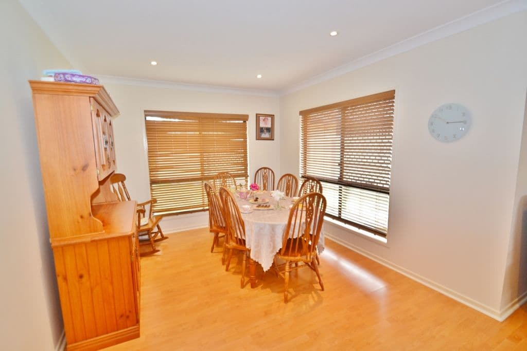 15 Earl Court, Landsborough QLD 4550, Landsborough - Thumbnail 8