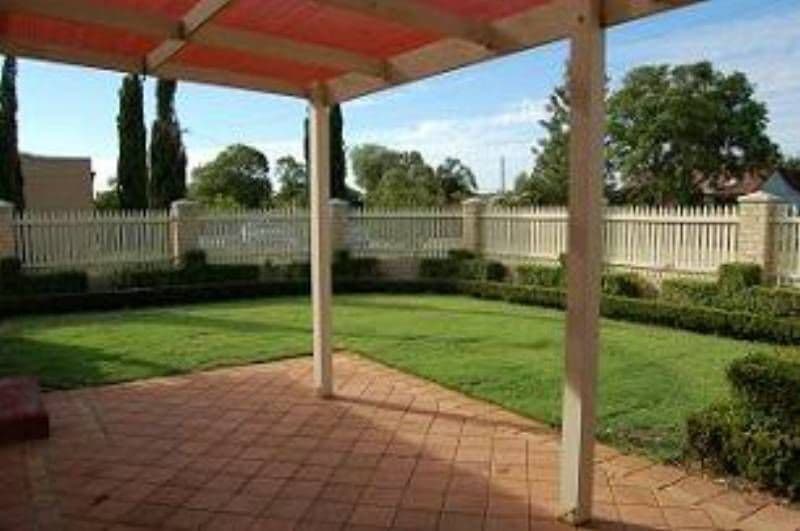 11 Quinn Avenue, BENTLEY WA 6102, Bentley - Thumbnail 4