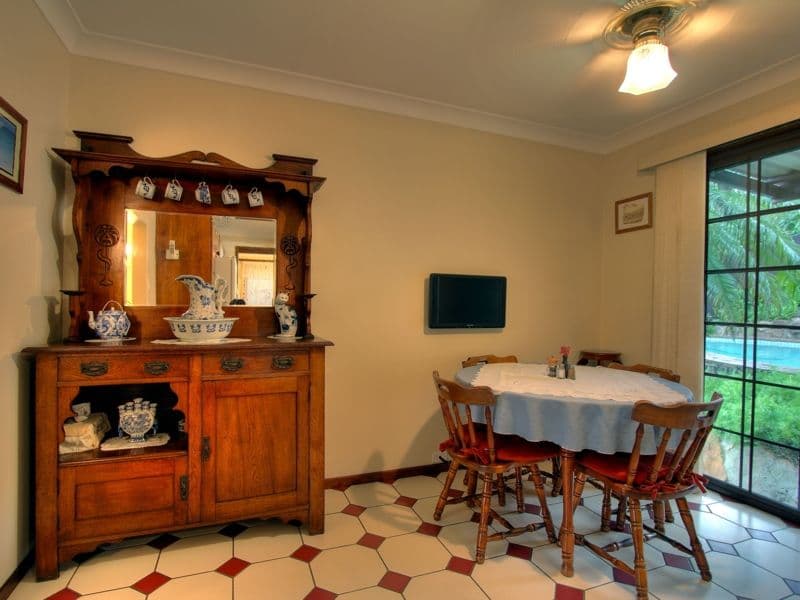 16 Knightsbridge Crescent, ROCHEDALE SOUTH QLD 4123, Rochedale South - Thumbnail 6