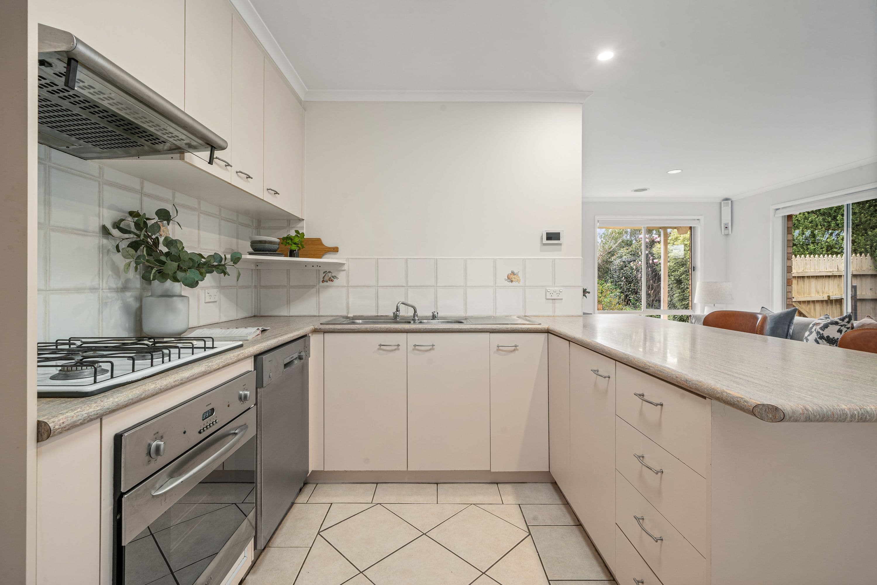 88 Jabanungga Avenue, Ngunnawal ACT 2913, Ngunnawal - Thumbnail 7