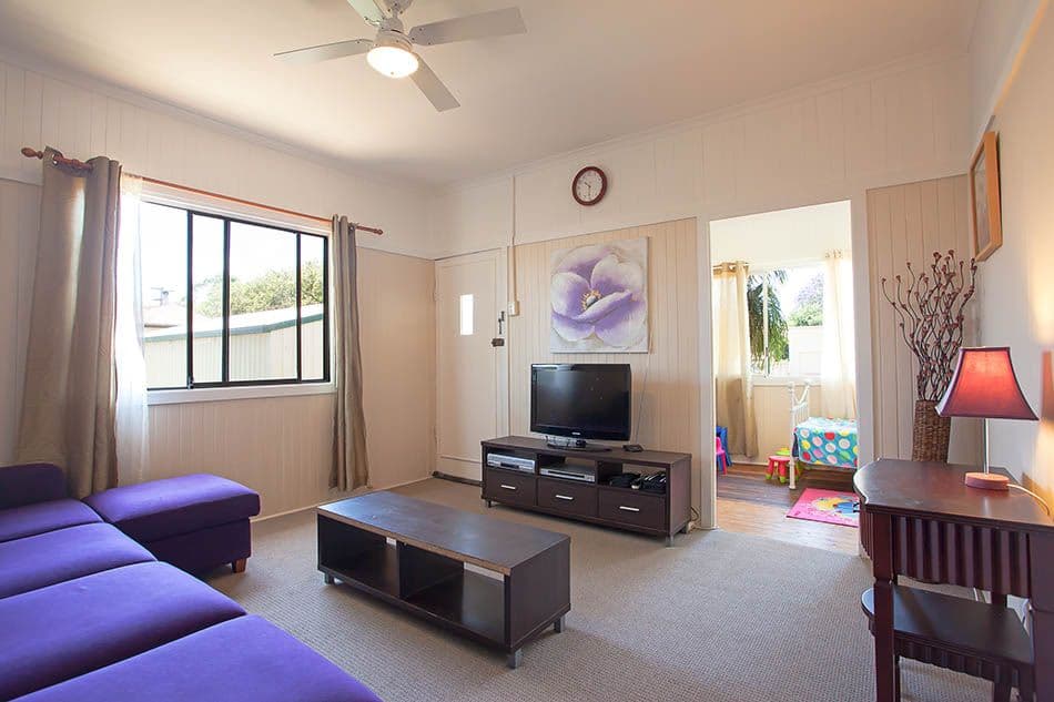 1 Bothwell Street, NEWTOWN QLD 4350, Newtown - Thumbnail 2
