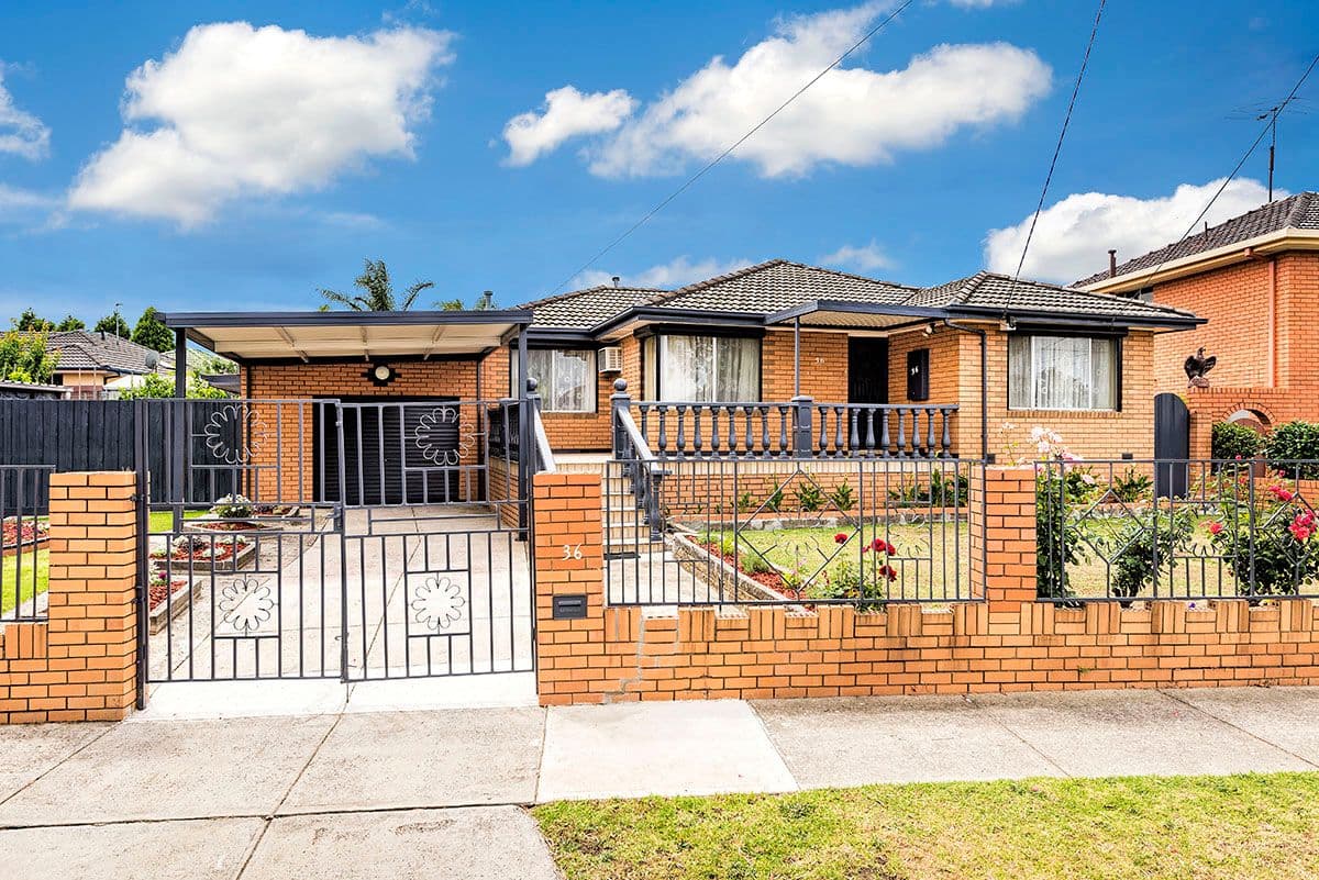 36 Clifton Grove, Lalor VIC 3075, Lalor - Thumbnail 2