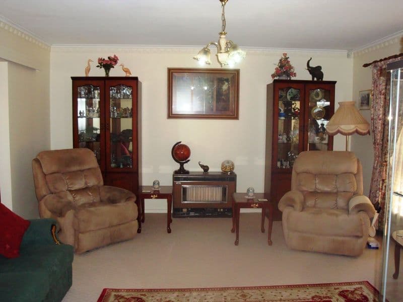 30  Cuthbert Avenue, GULFVIEW HEIGHTS SA 5096, Gulfview Heights - Thumbnail 2