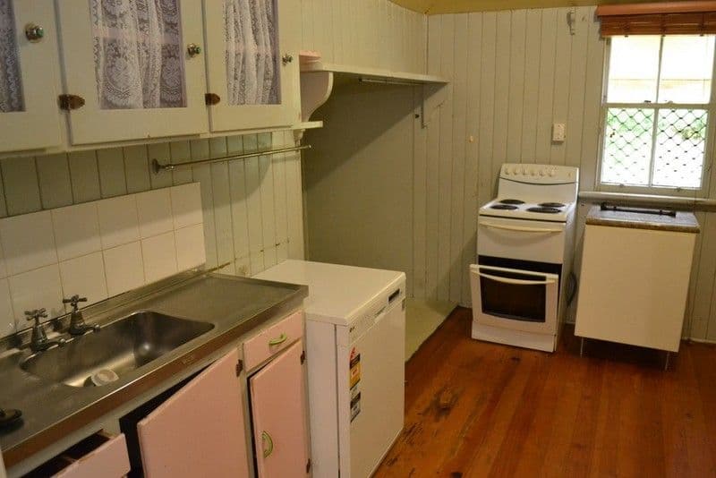7 - 9 Hutton Street, YEPPOON QLD 4703, Yeppoon - Thumbnail 5