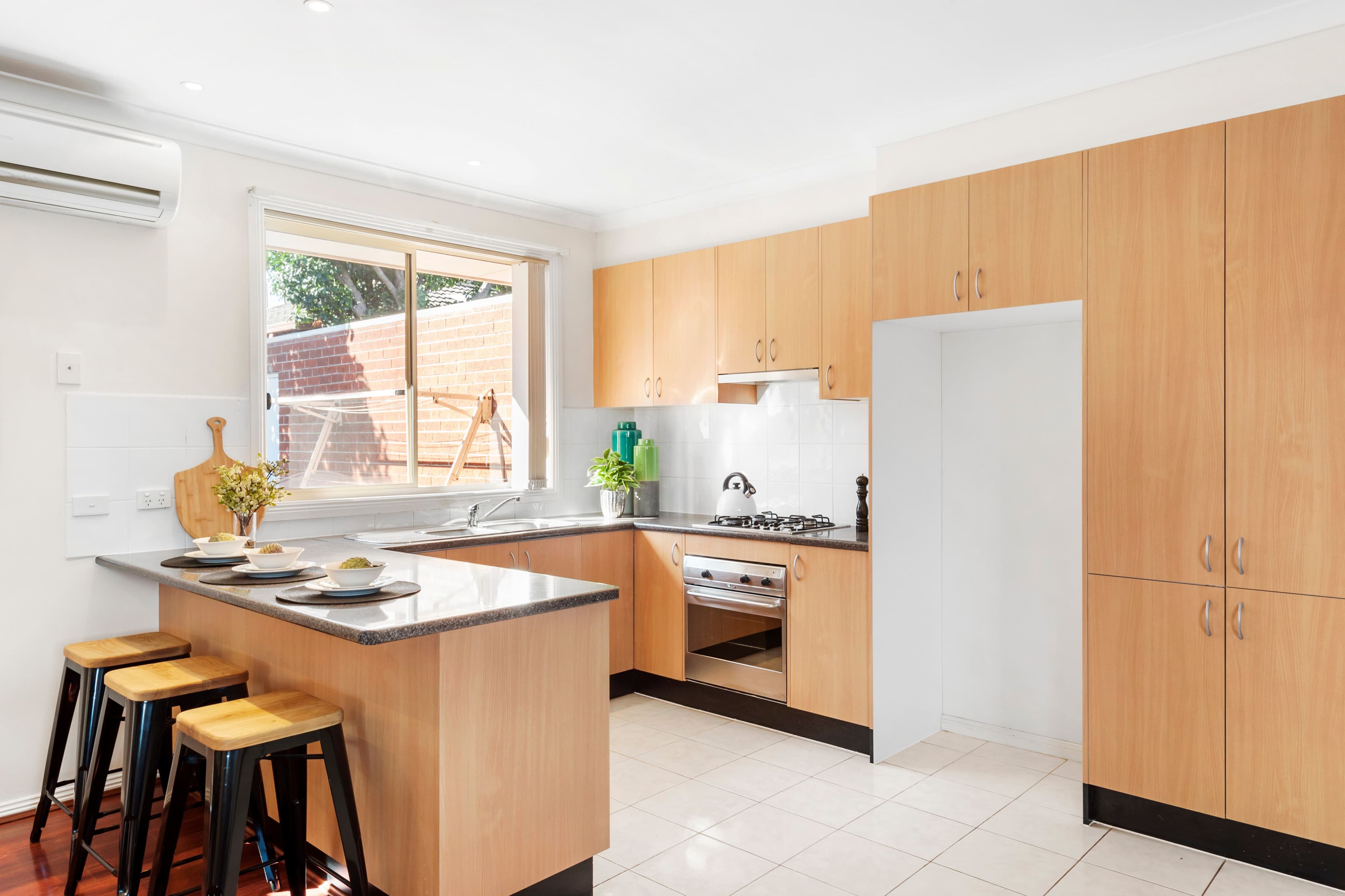 479 Clayton Road ***Park in Lanark Street***, CLAYTON SOUTH VIC 3169, Clayton South - Thumbnail 4
