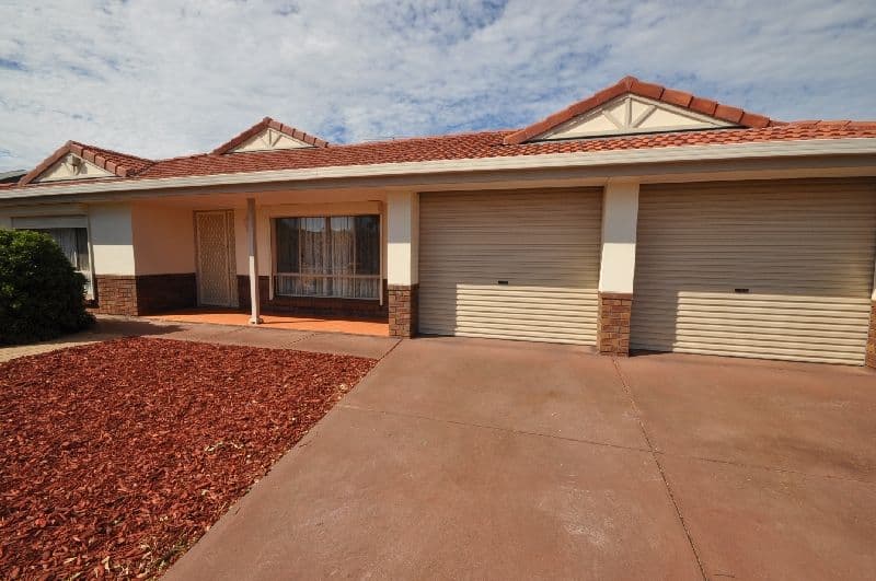 6 Enmore Drive, CRAIGMORE SA 5114, Craigmore - Image 1
