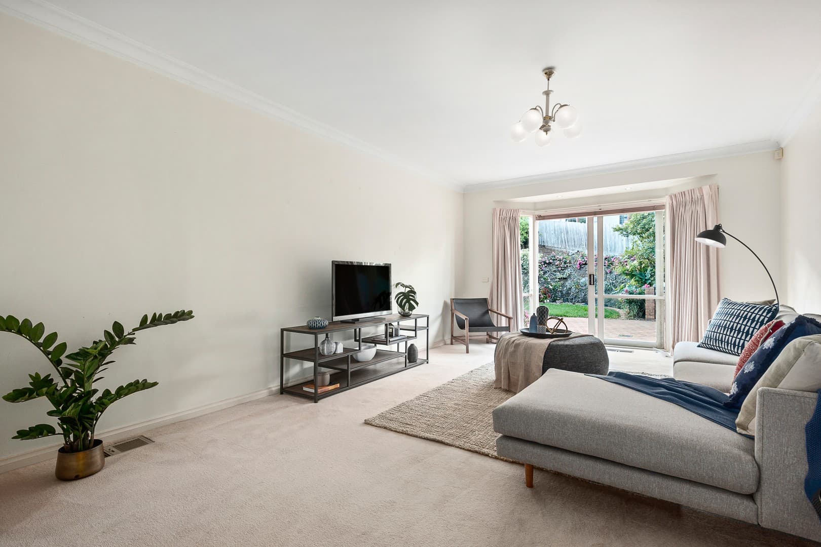 1 Iris CourtDoncaster East, VIC 3109, Doncaster East - Thumbnail 5