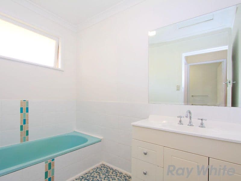 3 Kosma Street, ASPLEY QLD 4034, Aspley - Thumbnail 5