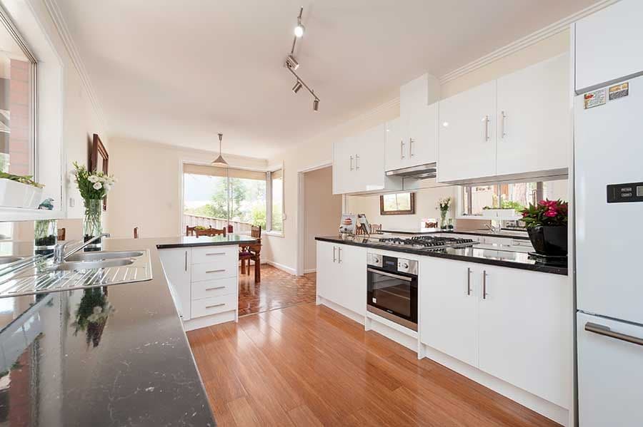 7 Banks Road, Eltham North VIC 3095, Eltham North - Thumbnail 3