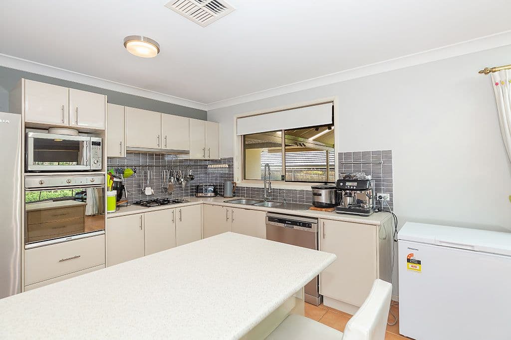 27 Pheasant Street, Toronto NSW 2283, Toronto - Thumbnail 4