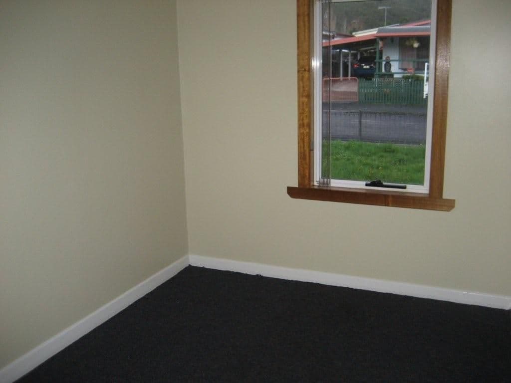 8 Evans Street, QUEENSTOWN TAS 7467, Queenstown - Thumbnail 5
