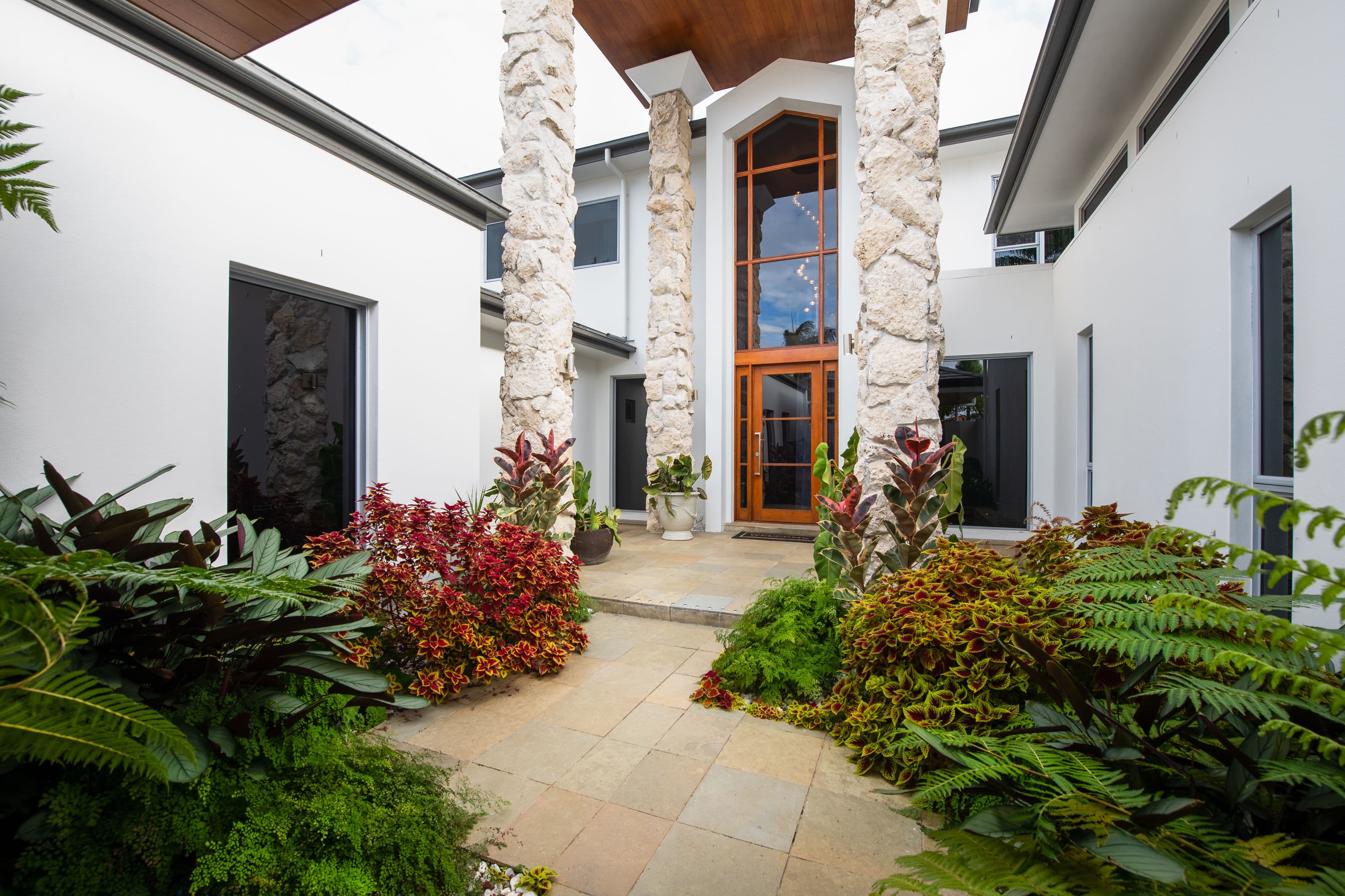 1667 Riverdale Drive, Hope Island QLD 4212, Hope Island - Image 1