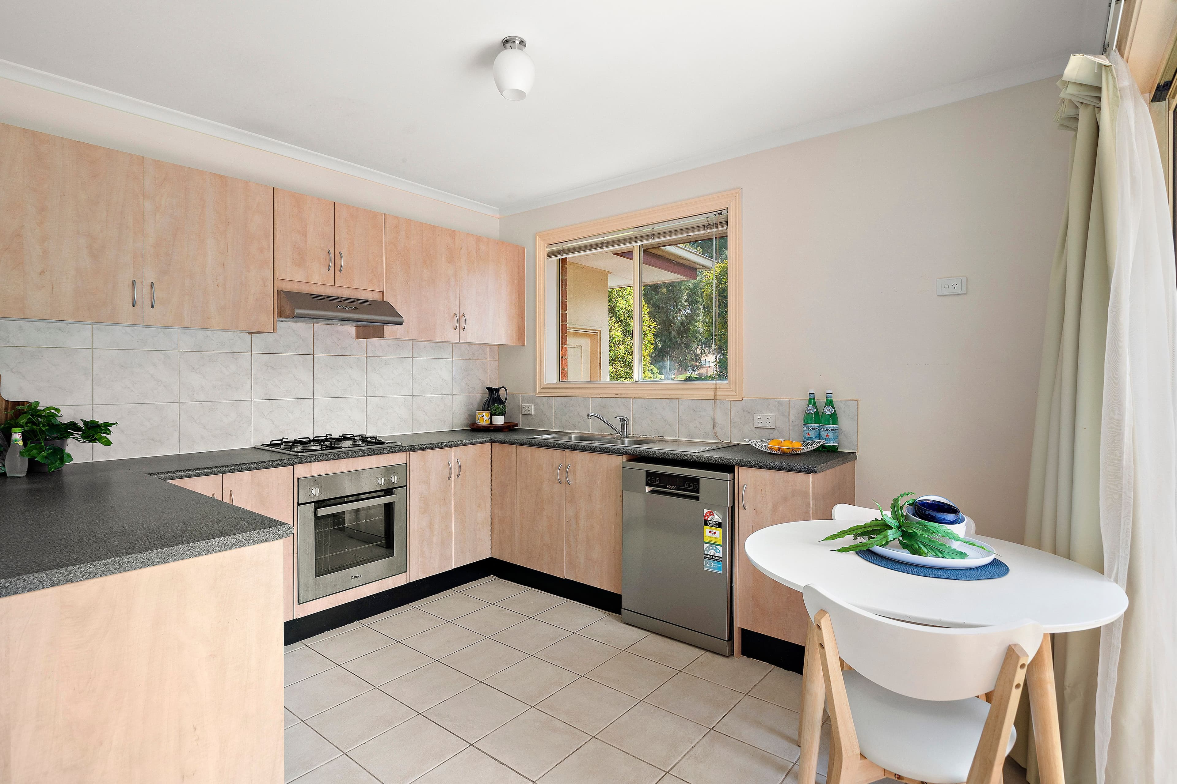 4 Condah Court, Ashwood VIC 3147, Ashwood - Thumbnail 4