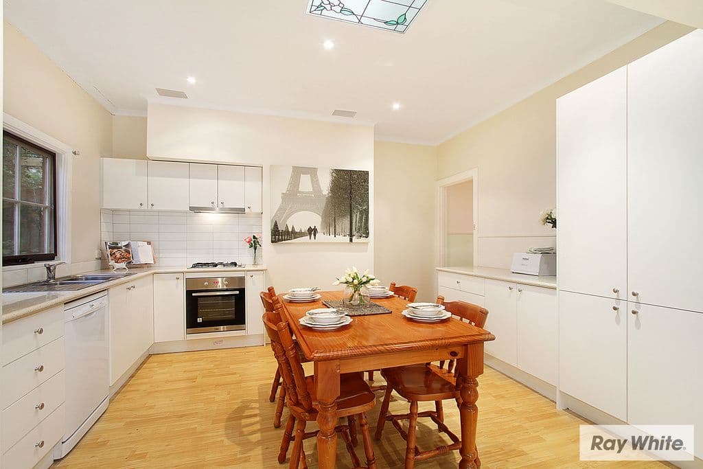 145 CARDIGAN Road, MOOROOLBARK VIC 3138, Mooroolbark - Thumbnail 3