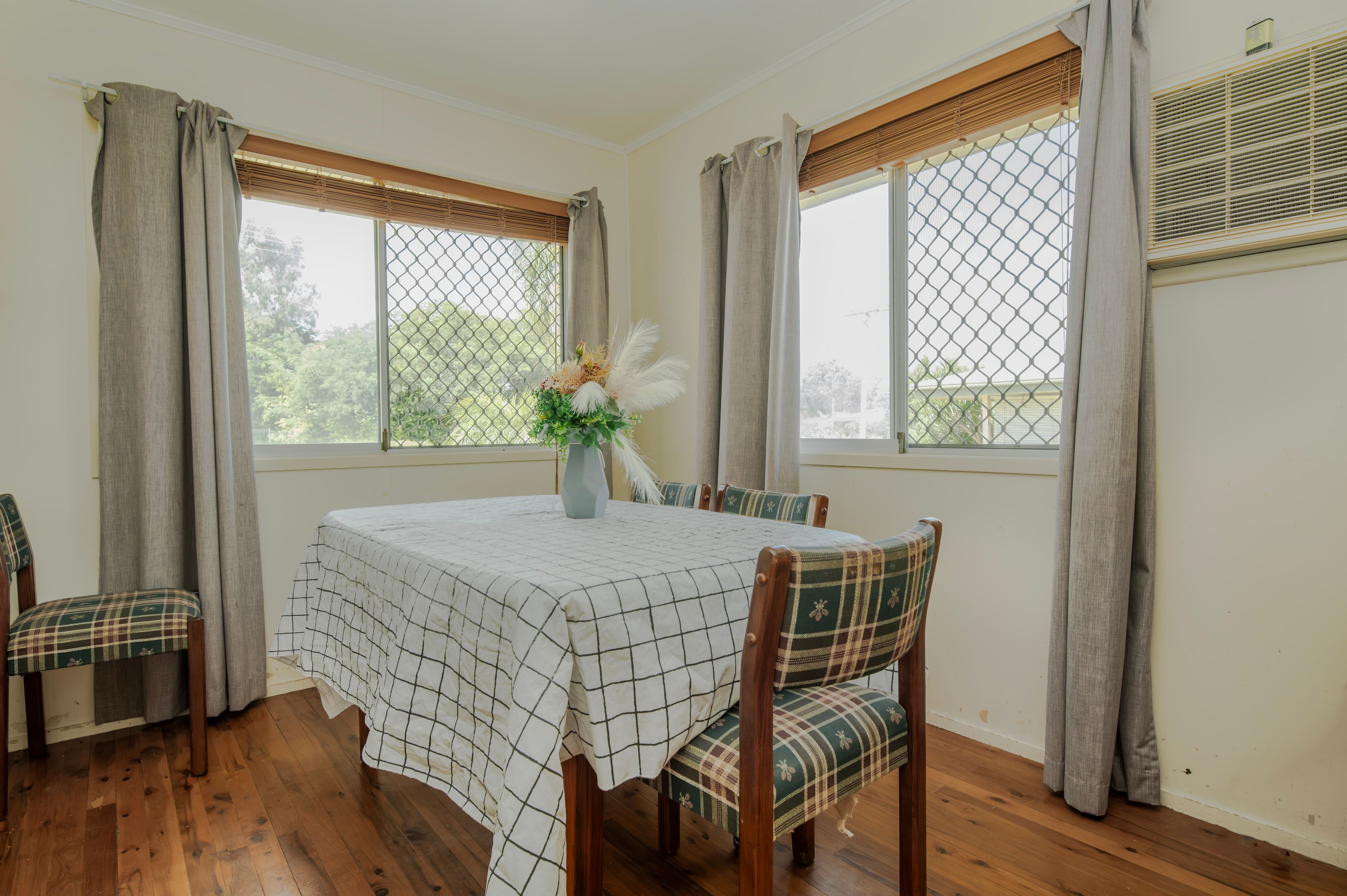 33 Granville Street, Biloela QLD 4715, Biloela - Thumbnail 4