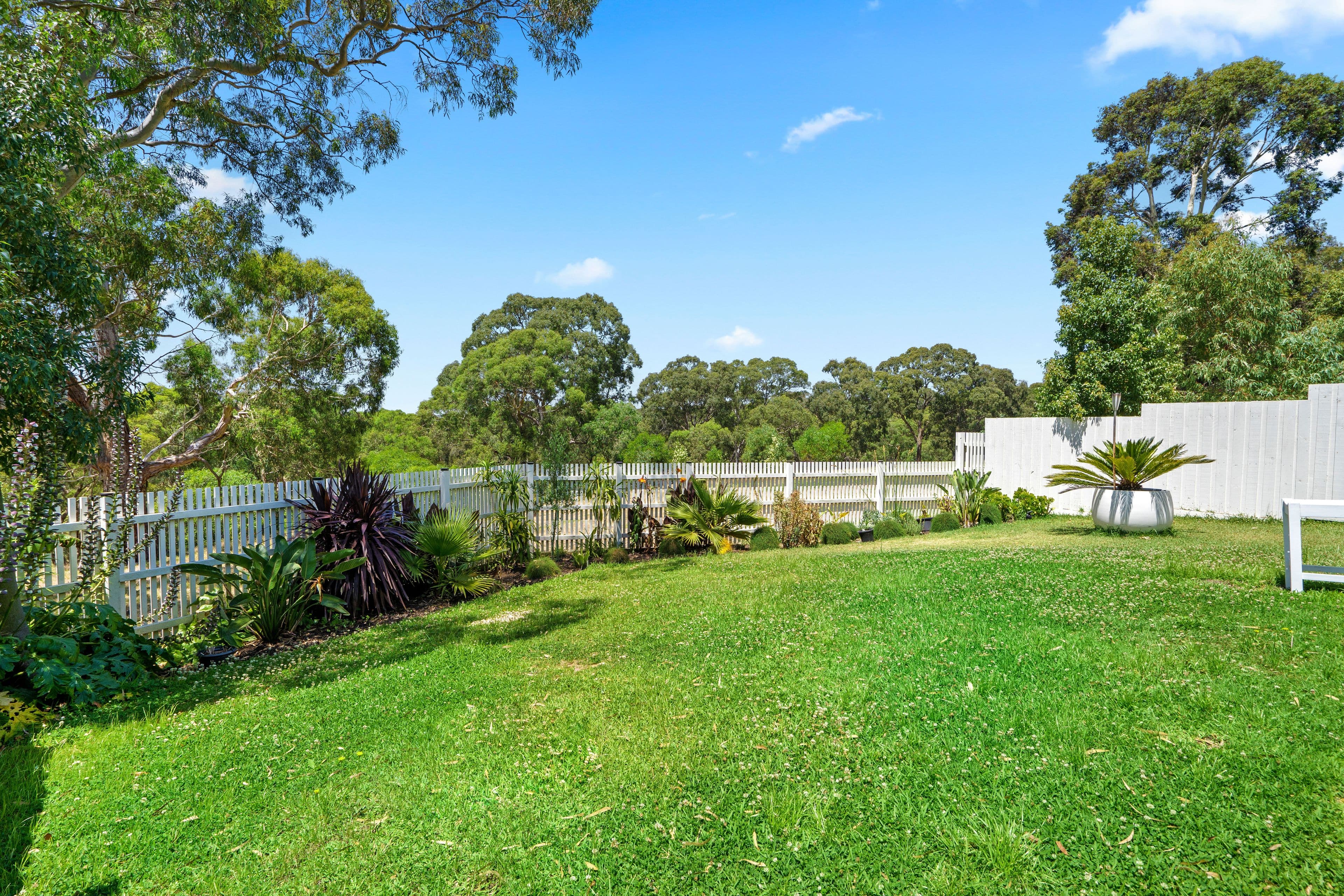 27 Edinburgh Circuit, Bundoora VIC 3083, Bundoora - Thumbnail 3