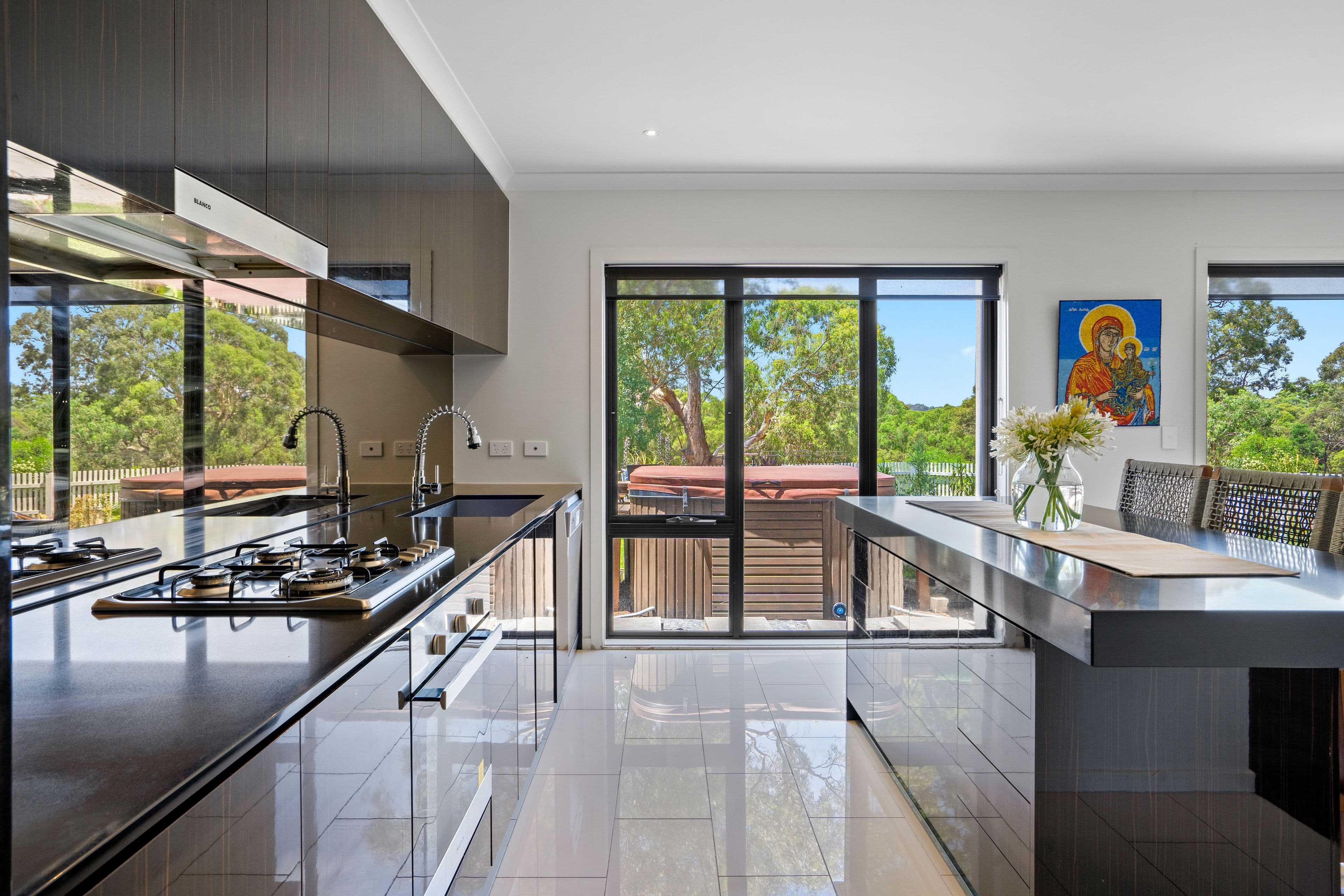 27 Edinburgh Circuit, Bundoora VIC 3083, Bundoora - Thumbnail 5