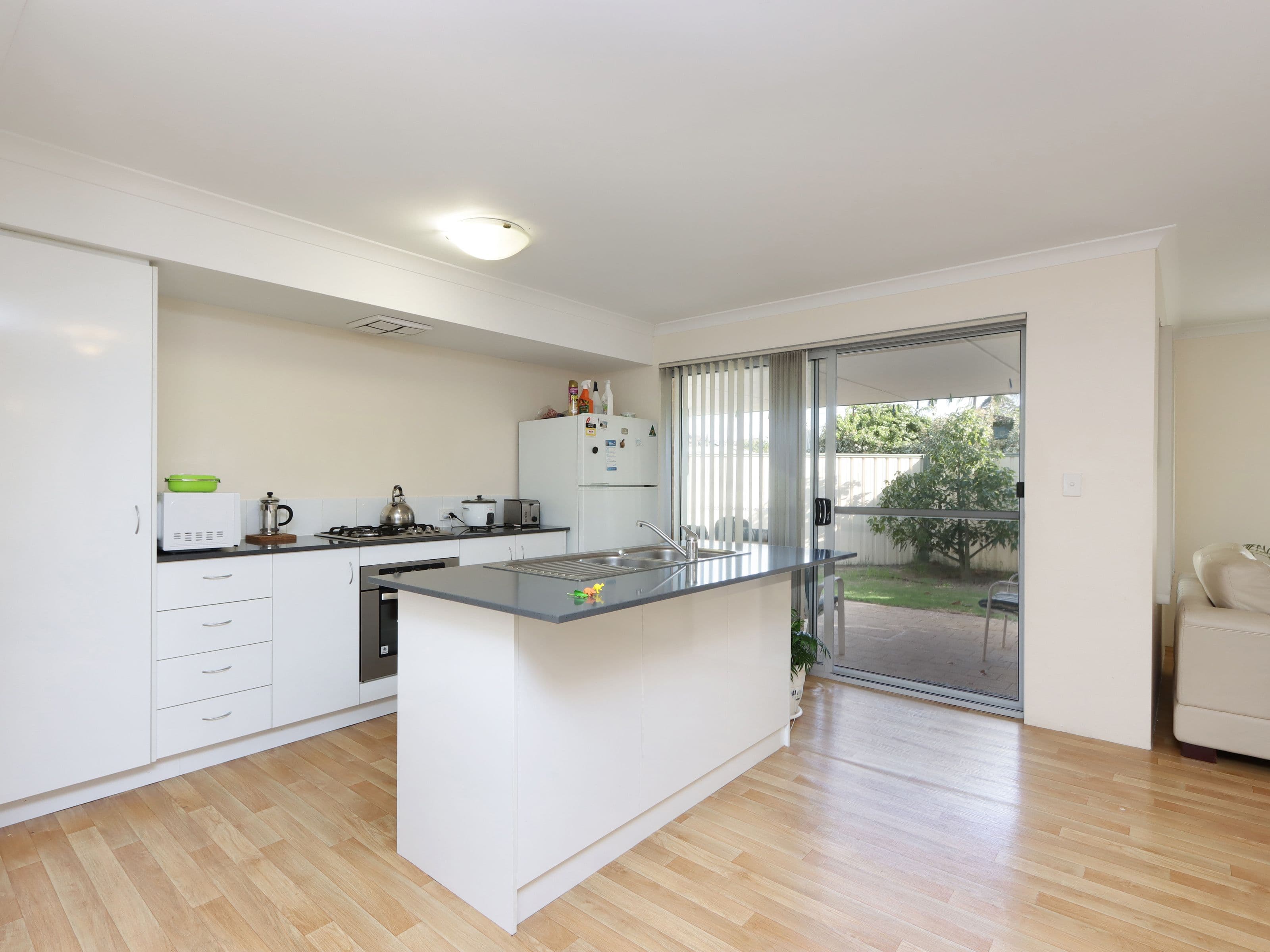 40B Highbury Crescent, Beckenham WA 6107, Beckenham - Thumbnail 3