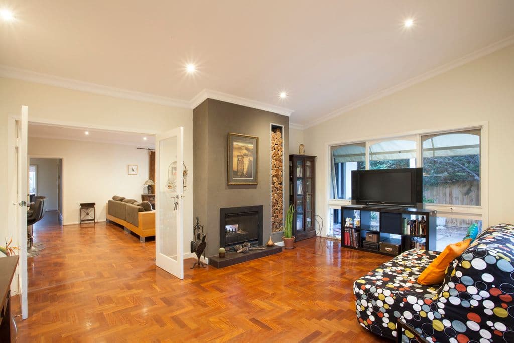 24 Atkinson Street, Murrumbeena VIC 3163, Murrumbeena - Thumbnail 2