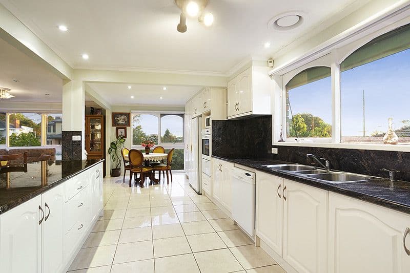3 Waverley Road, CHADSTONE VIC 3148, Chadstone - Thumbnail 4
