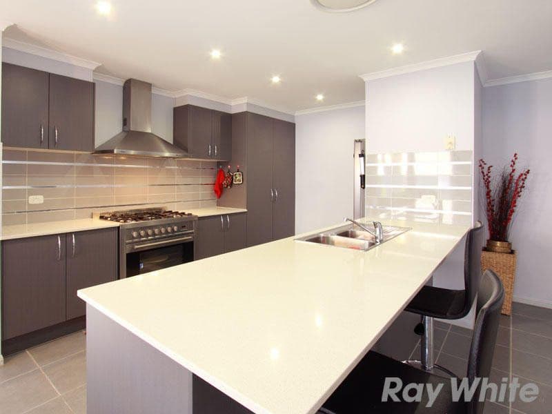 14 Macdonald Place, CARSELDINE QLD 4034, Carseldine - Thumbnail 2