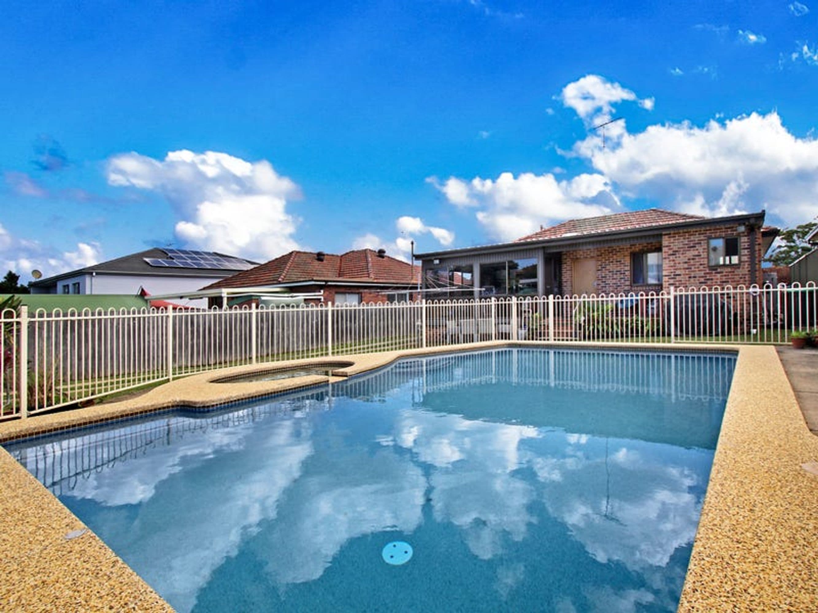 24 Bayswater Avenue, Hurstville Grove, Hurstville Grove - Thumbnail 4
