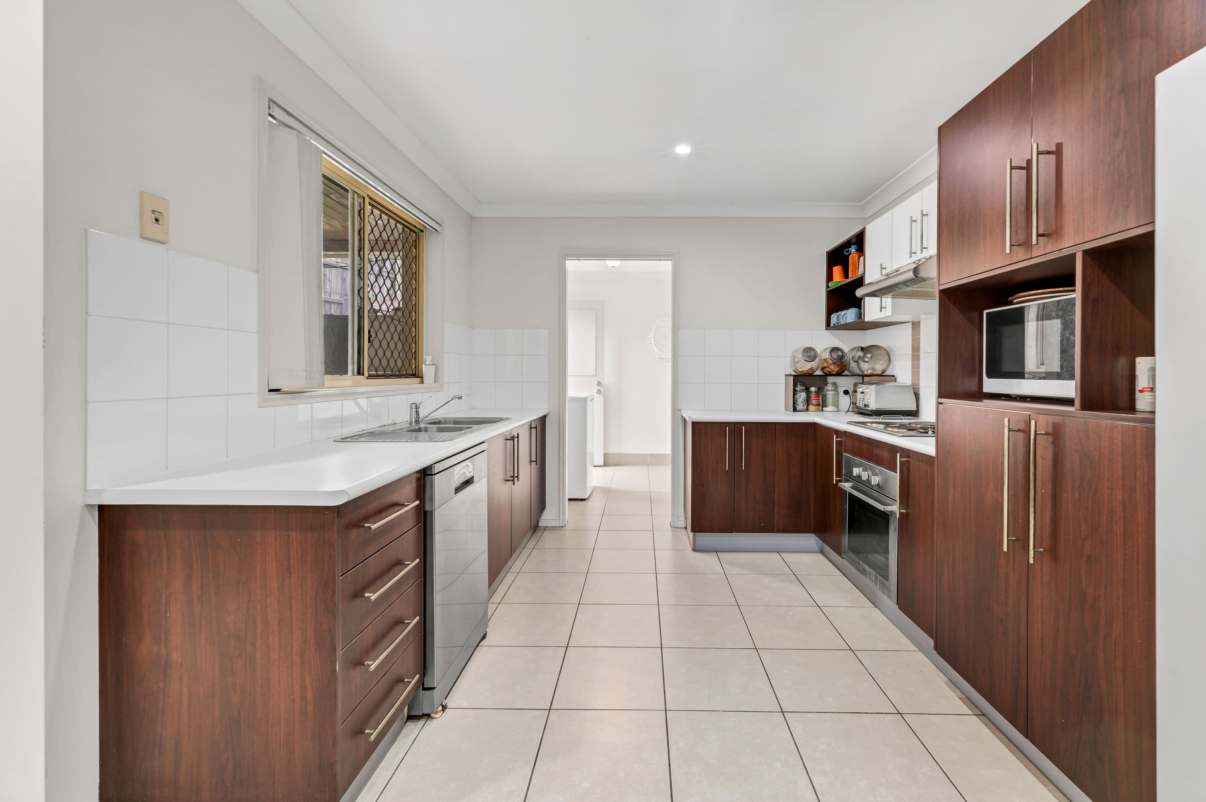 11 Southern Lights Drive, Pimpama QLD 4209, Pimpama - Thumbnail 5