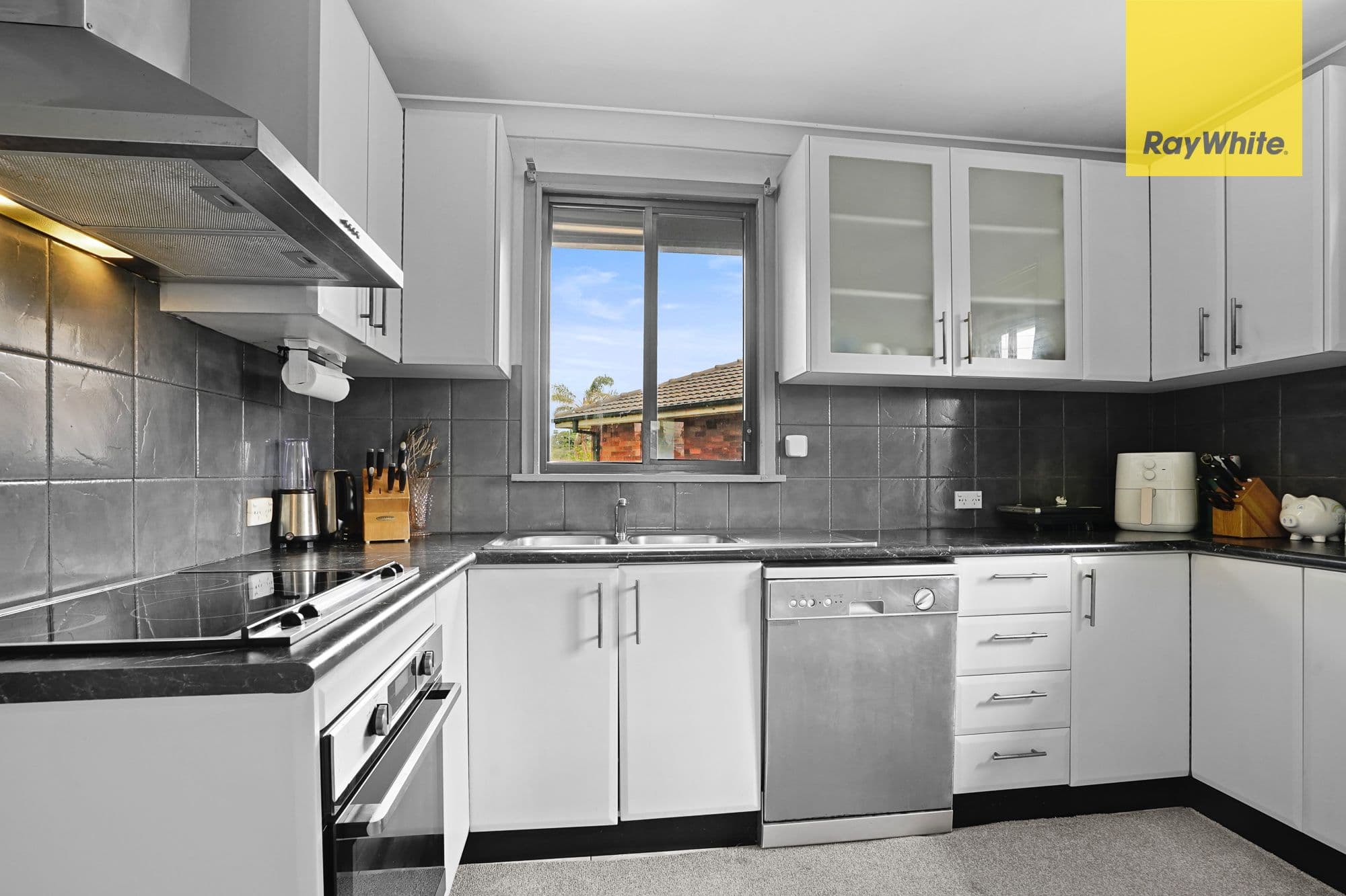 22 Tahiti Avenue, Lethbridge Park NSW 2770, Lethbridge Park - Thumbnail 8