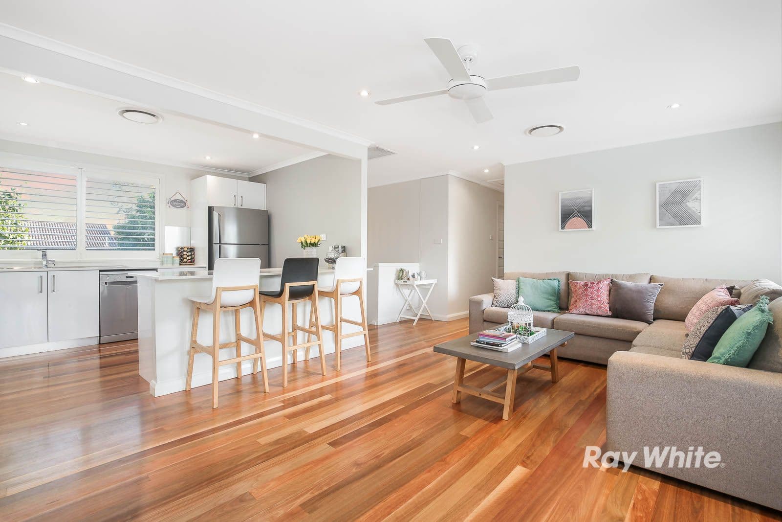5 Roberts Place, McGraths Hill - Thumbnail 5