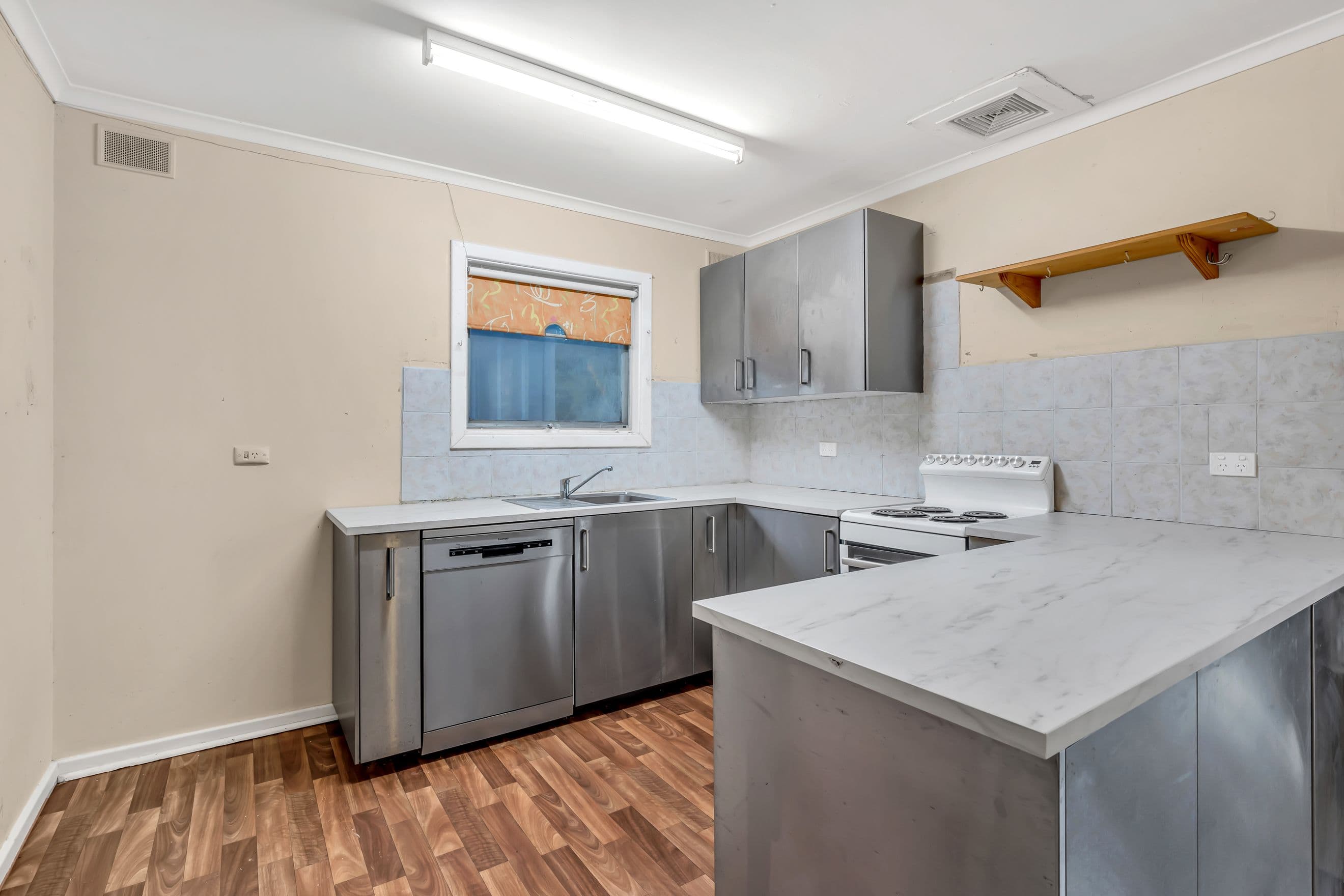 11 Horton Street, Elizabeth Park SA 5113, Elizabeth Park - Thumbnail 5