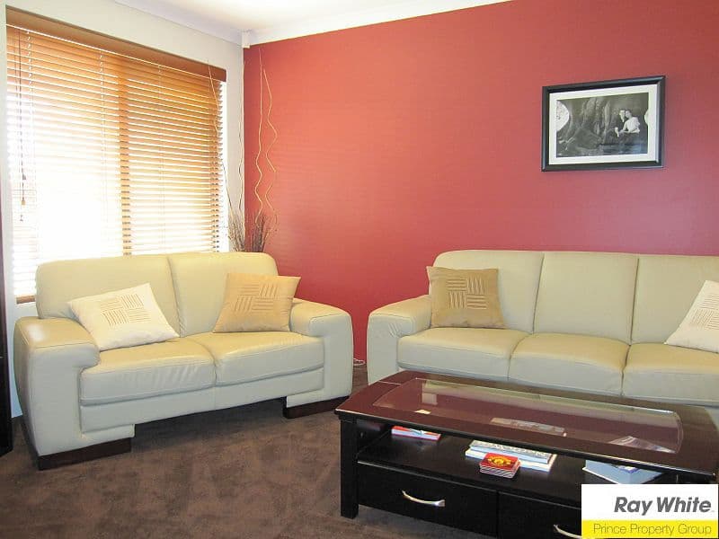 21 Driftwood Way, BEECHBORO WA 6063, Beechboro - Thumbnail 2