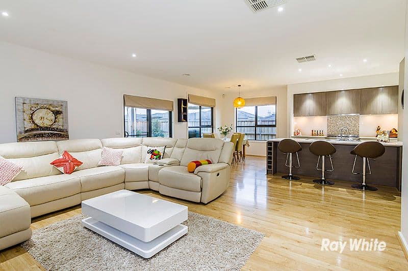 88 Glenelg Street, Clyde North VIC 3978, Clyde North - Thumbnail 3
