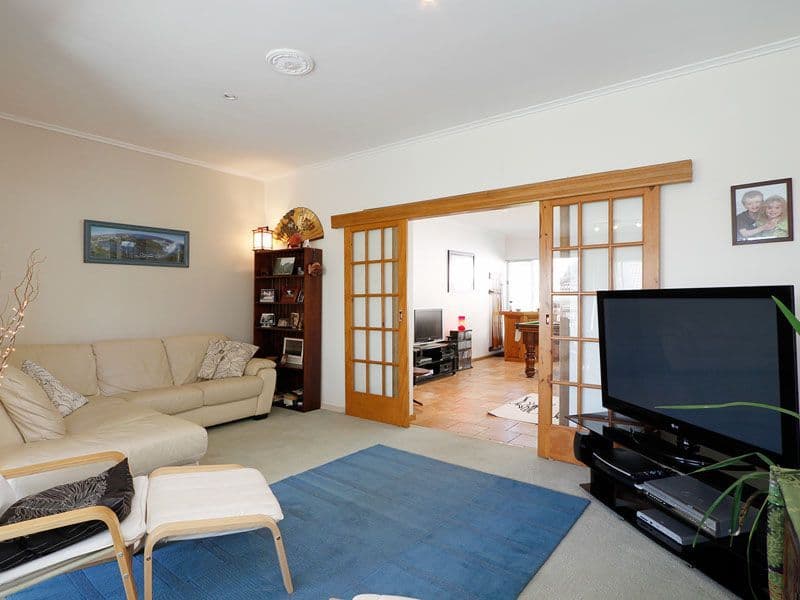 12 Galway Avenue, SEACOMBE HEIGHTS SA 5047, Seacombe Heights - Thumbnail 2