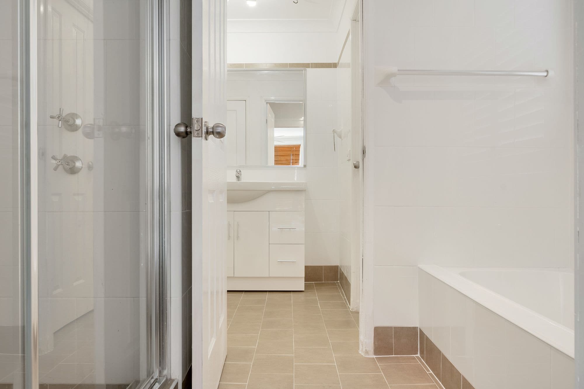 108 Donalbain Circuit, Rosemeadow - Thumbnail 7