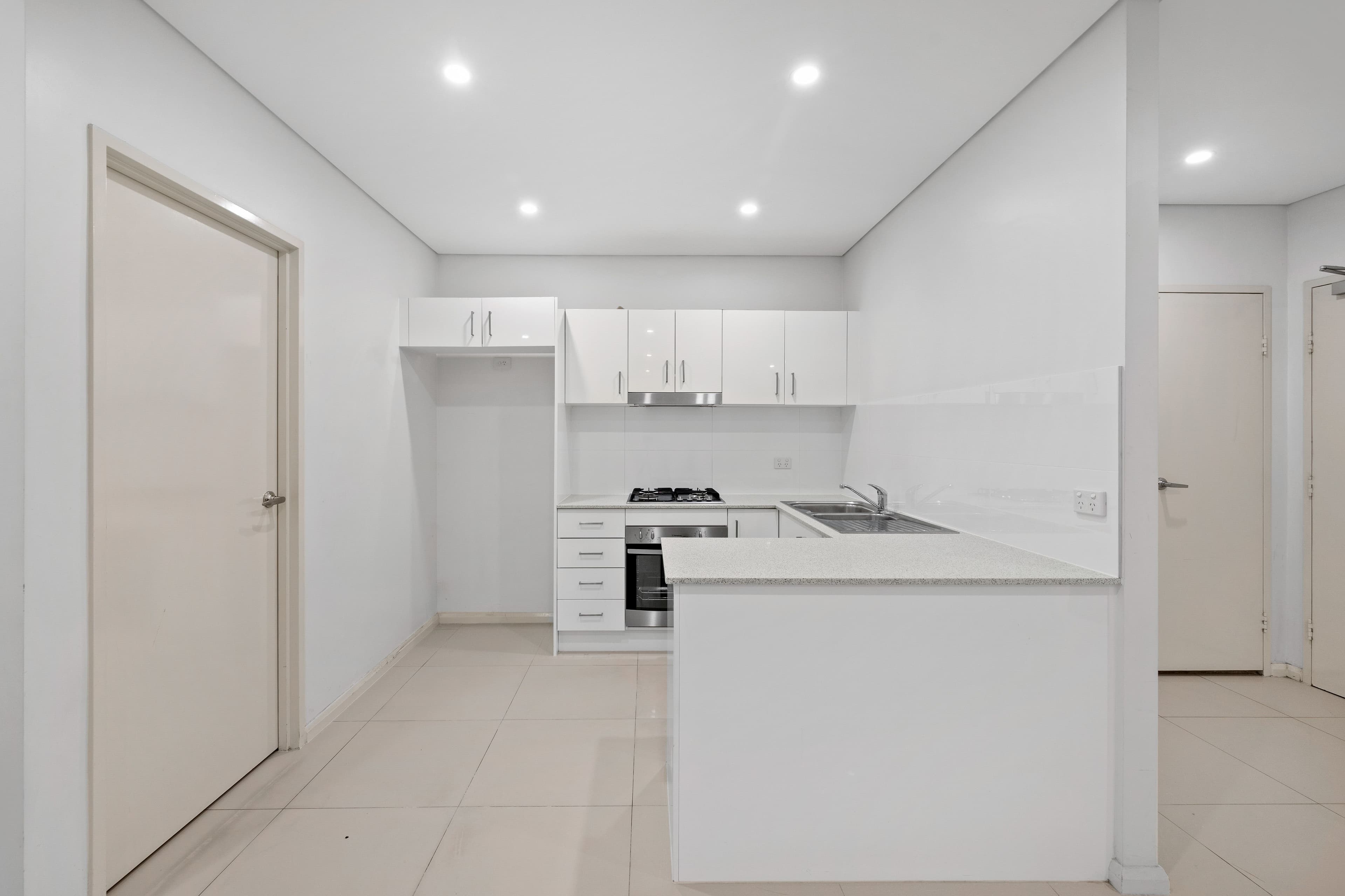 2-4 George Street, Warwick Farm NSW 2170, Warwick Farm - Thumbnail 4