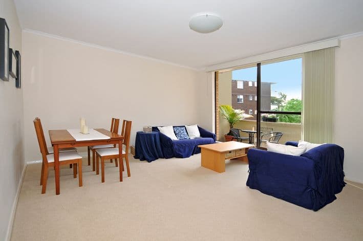 17 Sherbourne Drive, Carrum Downs, VIC, 3201, Carrum Downs - Thumbnail 4