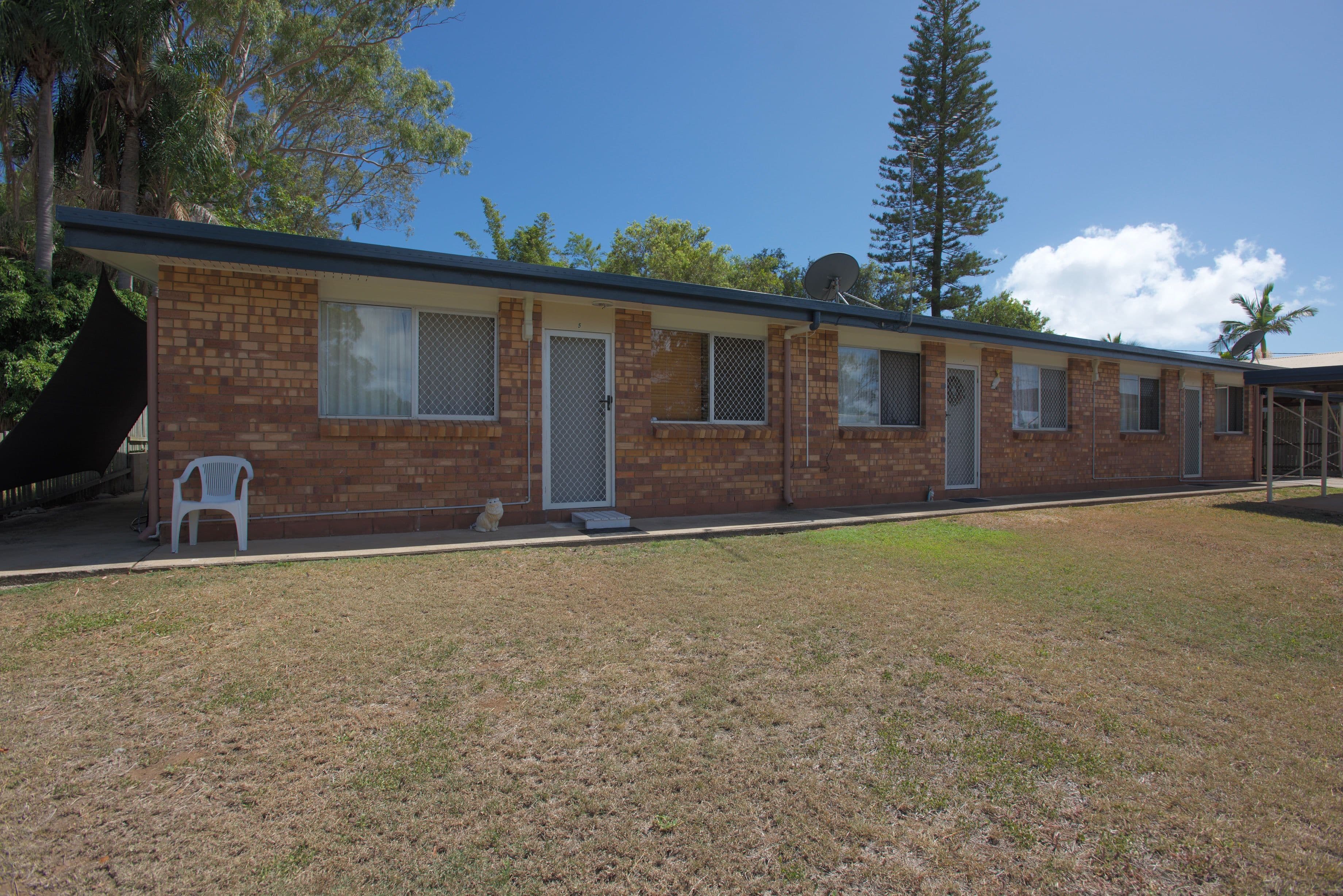 17 Bayne Street, West Gladstone QLD 4680, West Gladstone - Thumbnail 5