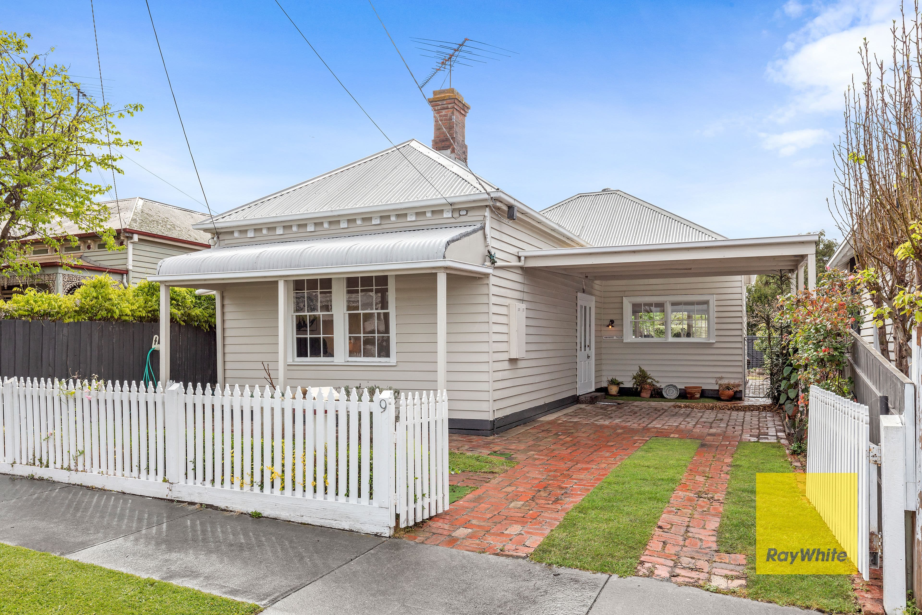 9 Tully Street, East Geelong VIC 3219, East Geelong - Image 1