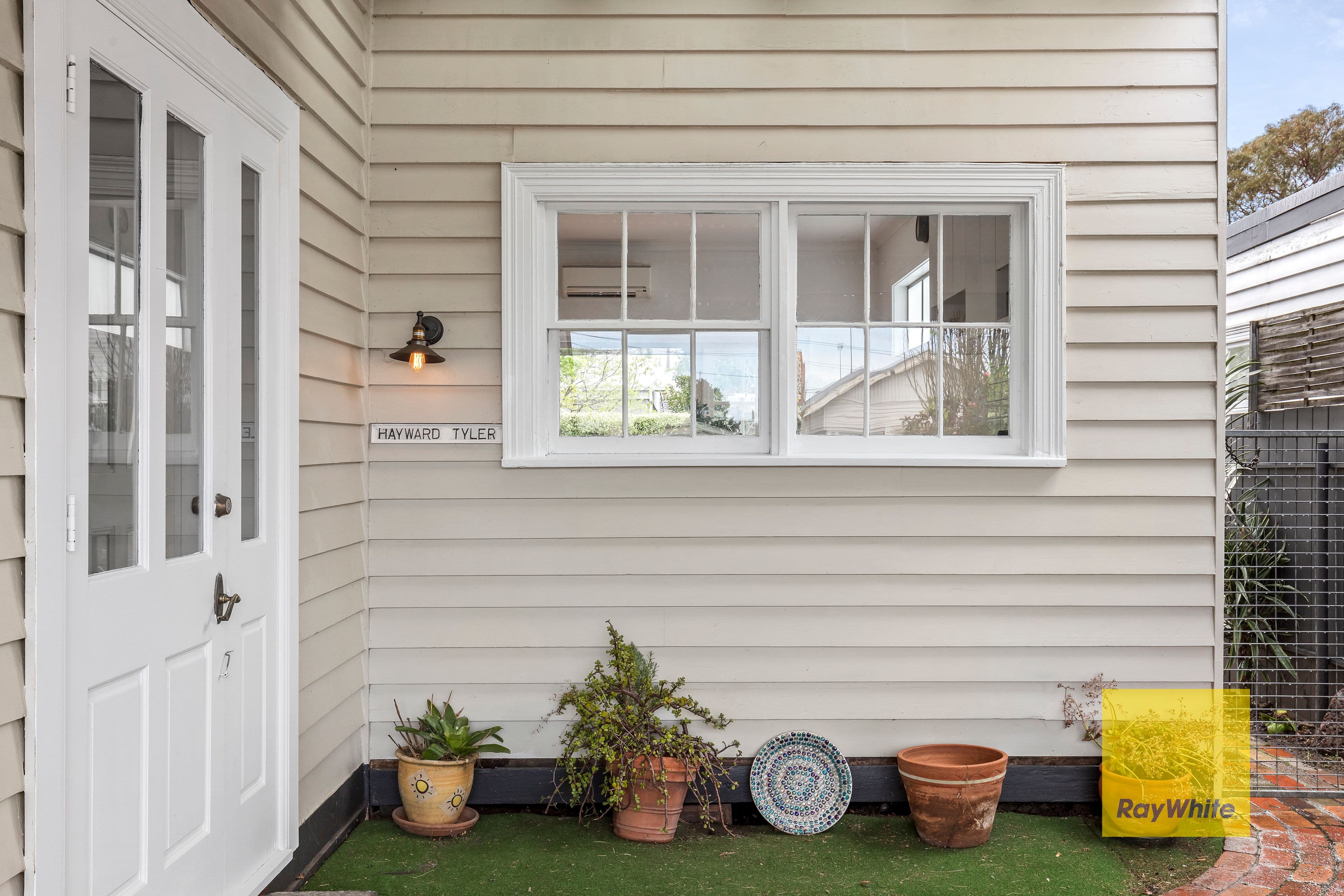 9 Tully Street, East Geelong VIC 3219, East Geelong - Thumbnail 2