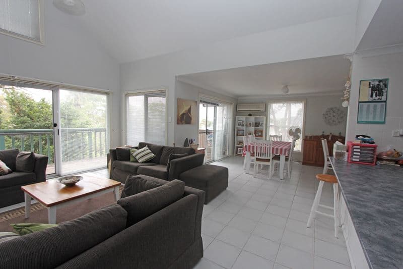 32 Panorama Terrace, GREEN POINT NSW 2251, Green Point - Thumbnail 2