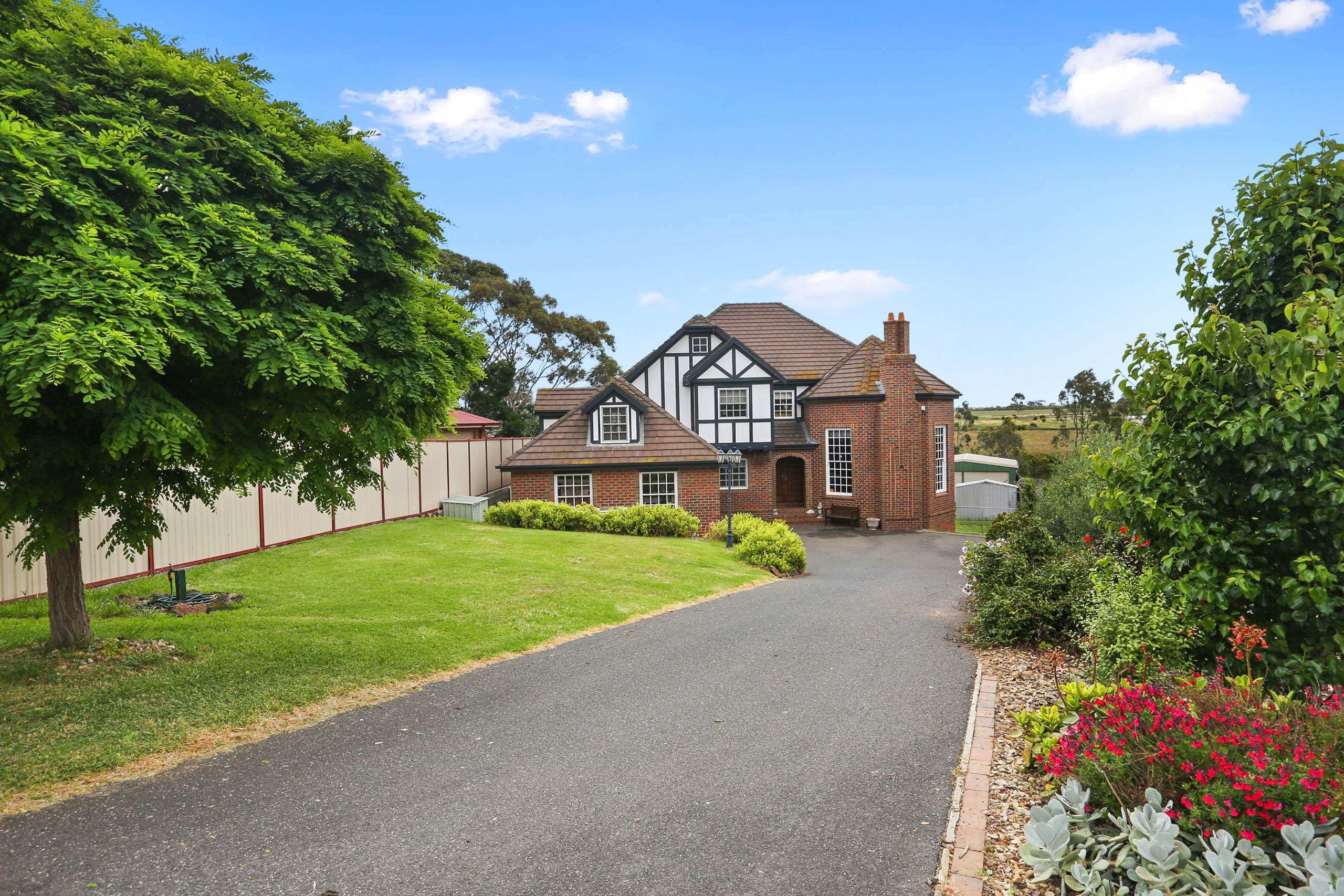 6 Scarlett Grove, Lara VIC 3212, Lara - Thumbnail 2