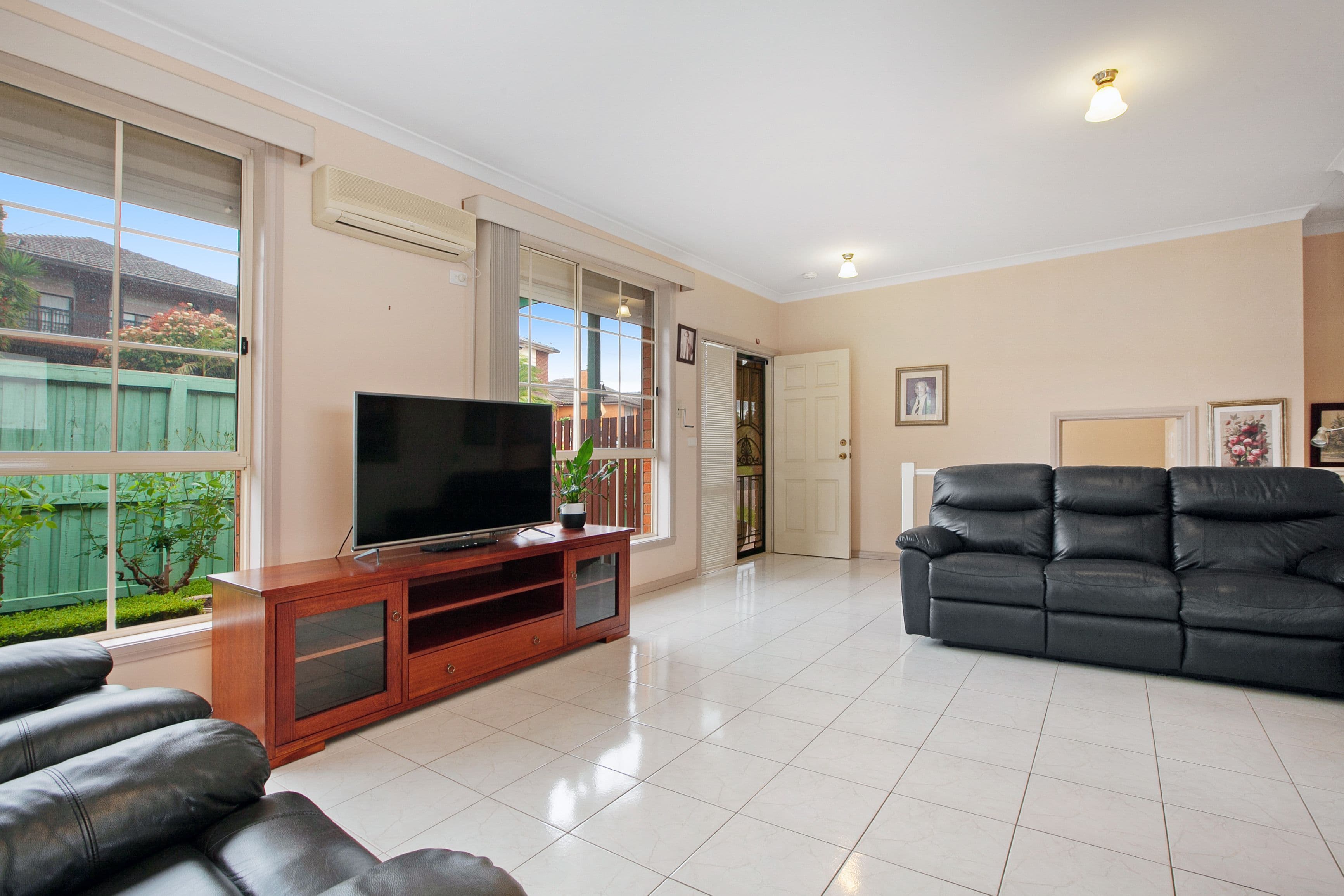 2A Ayr Street, Reservoir VIC 3073, Reservoir - Thumbnail 4