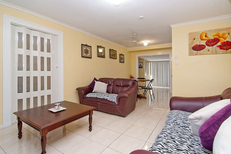 17 Peppermint Street, CRESTMEAD QLD 4132, Crestmead - Thumbnail 4