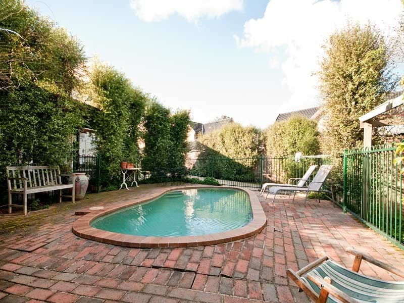 42 Whitehorse Road, BLACKBURN VIC 3130, Blackburn - Thumbnail 7