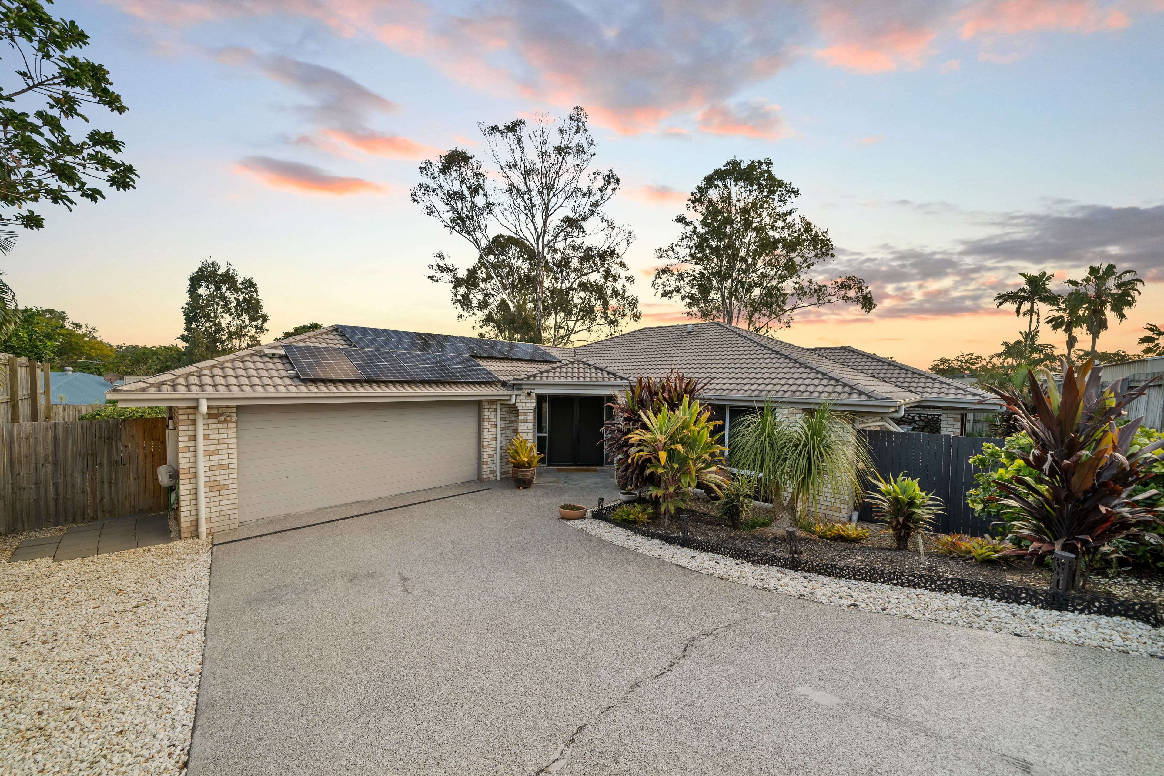 16 Francis Road, Shailer Park QLD 4128, Shailer Park - Image 1