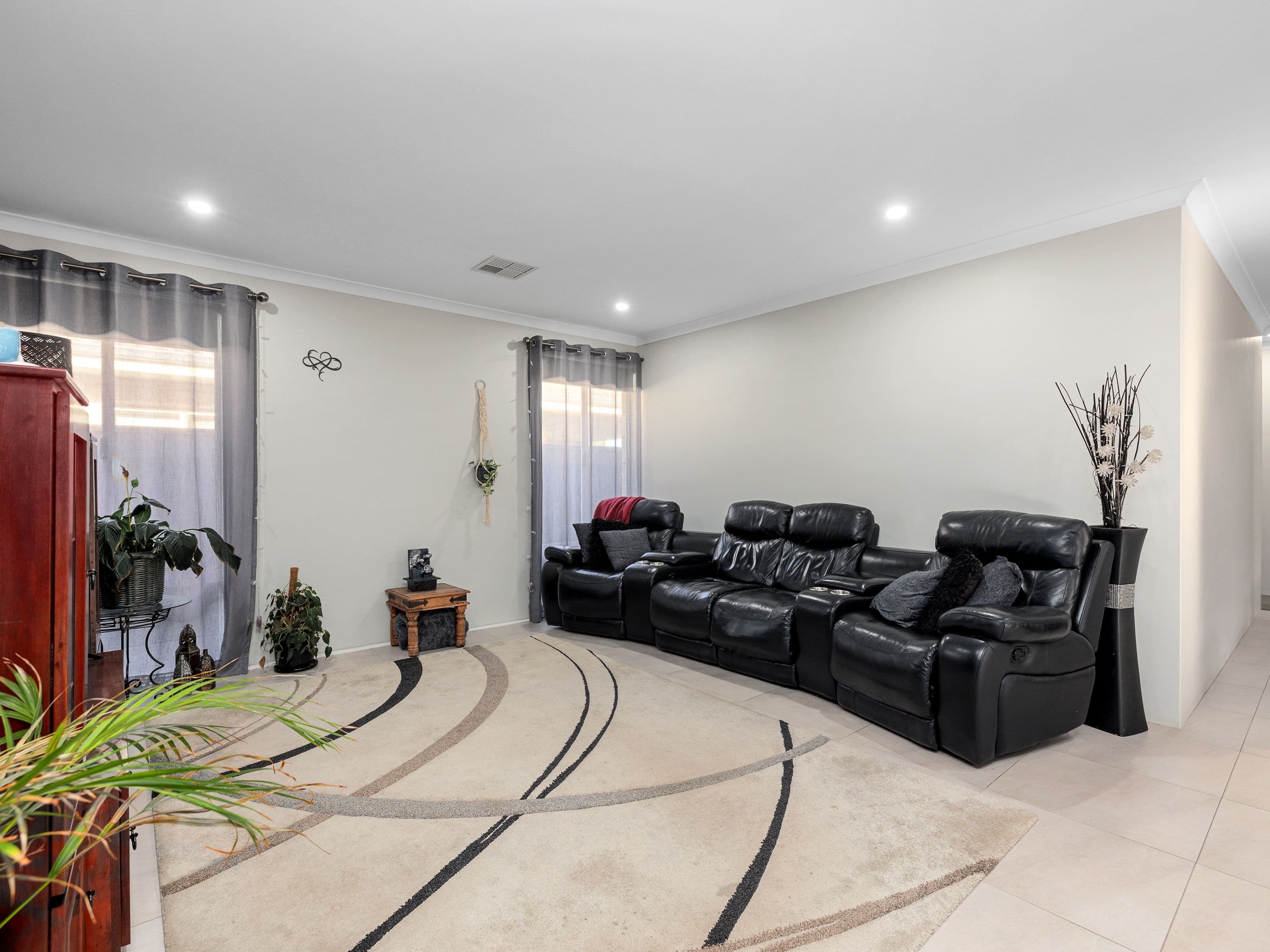 24 Lomond Way, Seville Grove WA 6112, Seville Grove - Thumbnail 8