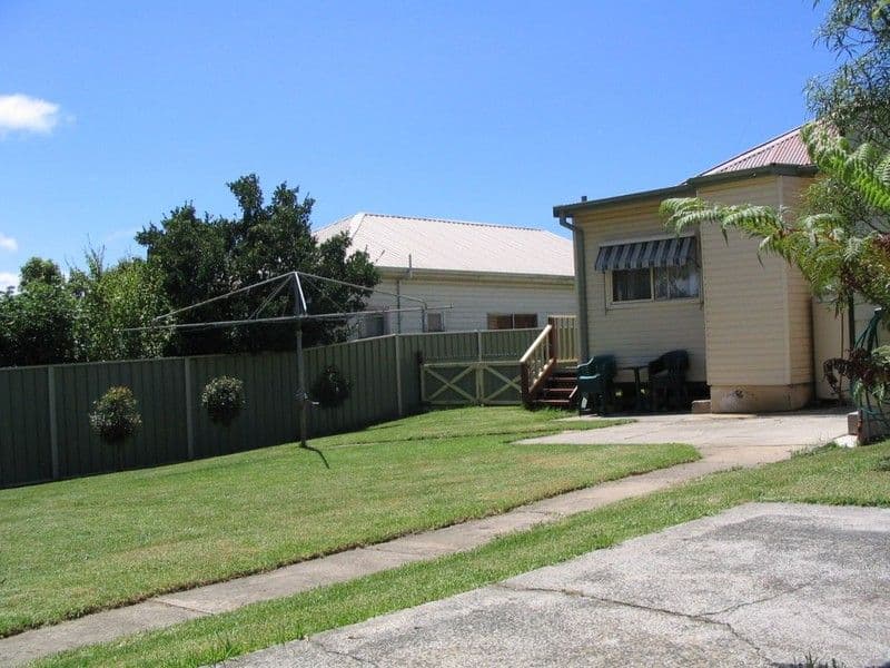 24 Bulgo Road, HELENSBURGH NSW 2508, Helensburgh - Thumbnail 4