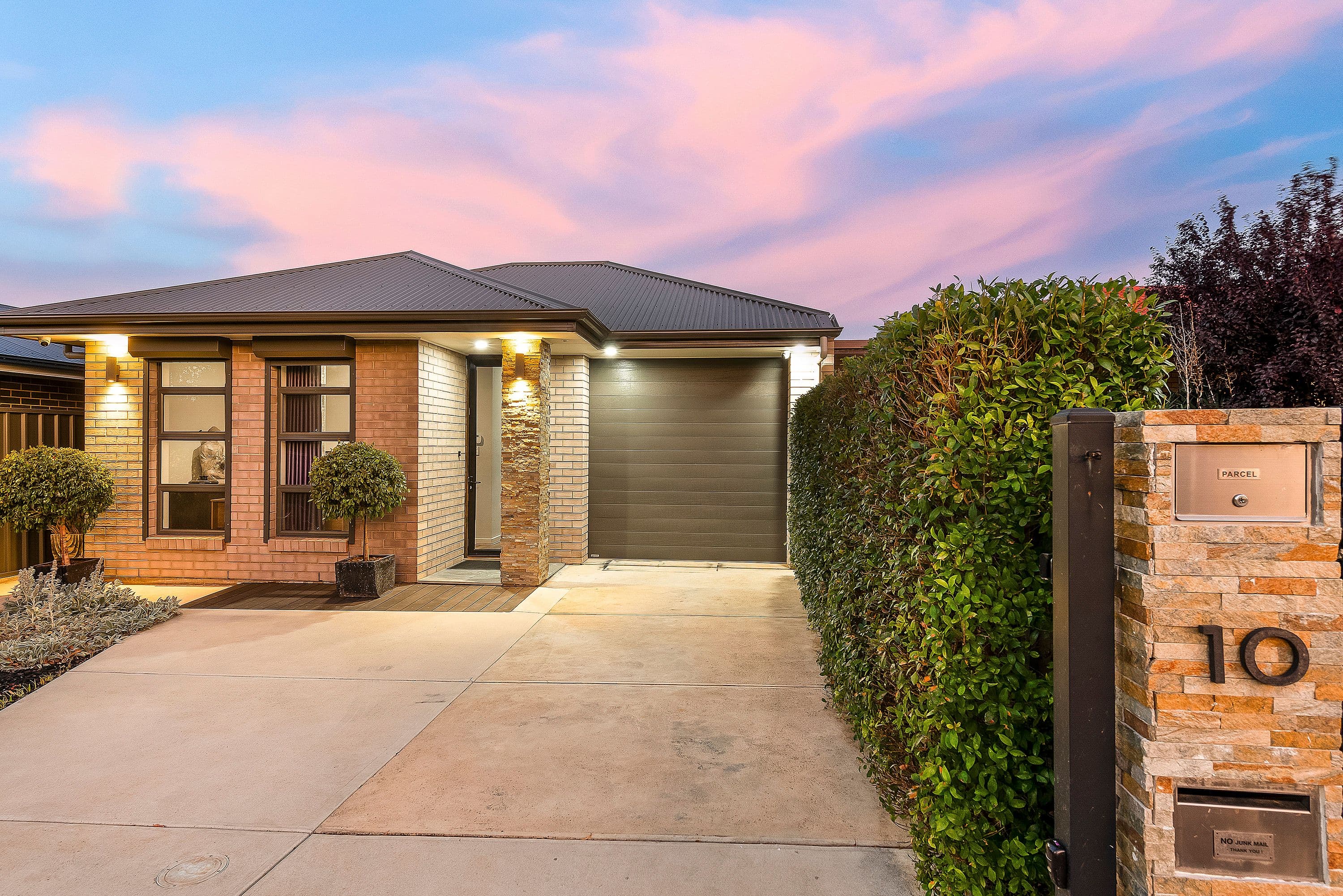 10 Geoffrey Avenue, Valley View SA 5093, Valley View - Thumbnail 2